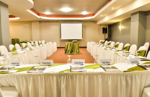 Tegucigalpa Hotel | Explore Hotel Plaza San Martin: 4-Star Comfort Awaits
