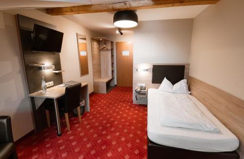 Pocking Hotel | Pet-Friendly Getaway at Hotel Pockinger Hof - 8.2/10 Rating