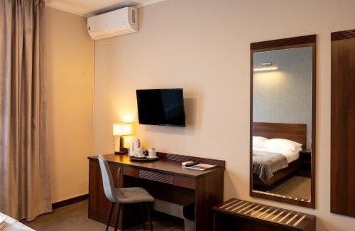 Labiszyn Hotel | Explore Comfort at Hotel Pod Jesiotrem - Pet Friendly Stay
