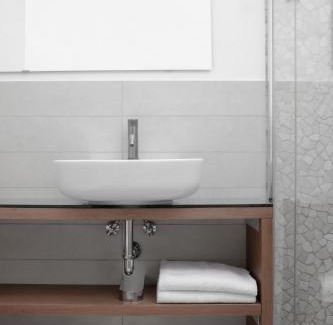 Castelnovo di Sotto Hotel | Pet-Friendly Hotel Poli: Perfect for Families and More