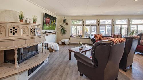 Zinnowitz Hotel | Discover Hotel Pommerscher Hof: Pet-Friendly Oceanfront Stay