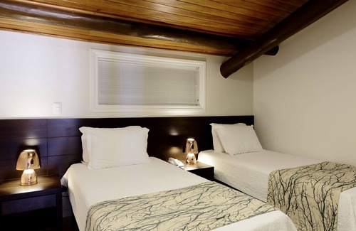 Praia do Frances Hotel | Discover Hotel Ponta Verde Praia do Francês: 4-Star Ocean View