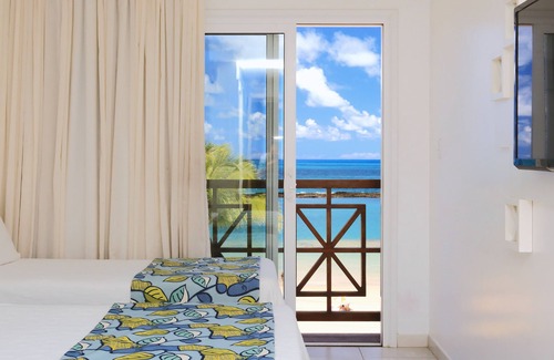 Praia do Frances Hotel | Discover Hotel Ponta Verde Praia do Francês: 4-Star Ocean View