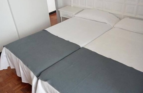 Brinas Hotel | Inviting Stay at Hotel Portal de La Rioja with Spa Access