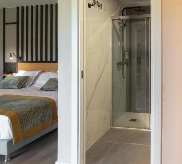 Portomarin Hotel | Discover Hotel Portomarín Star - Family-Friendly Retreat