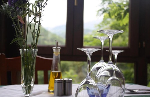 Parres Hotel | Discover Hotel Posada del Valle: Guest Rated 9/10 & Breakfast