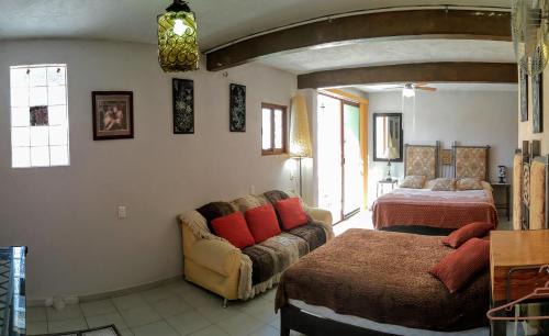 Taxco Hotel | Relax at Hotel Posada Spa Antigua Casa Hogar with Ocean Views
