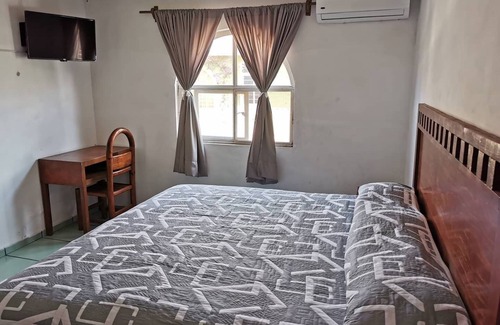 Salvatierra Hotel | Discover Hotel Posadas Ocampo Rotamundos with Spa & Family Perks