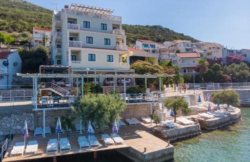 Neum Hotel | Hotel Posejdon: Oceanfront Retreat with Excellent Reviews