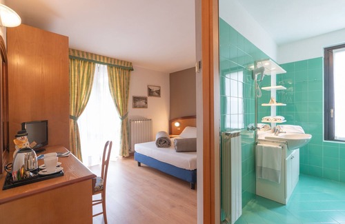 Aprica Hotel | Inviting Hotel Posta: Family-Friendly Stay with Dining Options