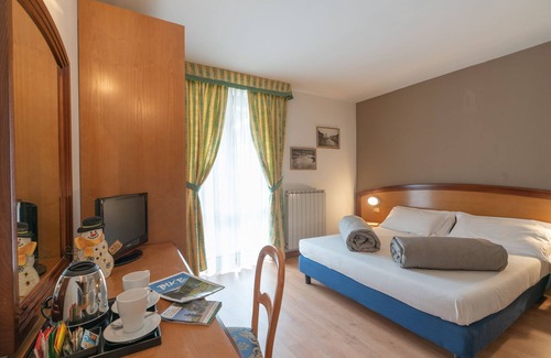Aprica Hotel | Inviting Hotel Posta: Family-Friendly Stay with Dining Options
