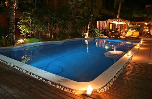 Historic Center Hotel | Relax at Hotel Pousada Coqueiros: Oceanfront Oasis Awaits