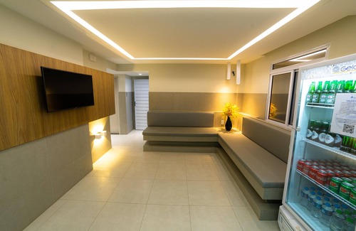 Coroa do Meio Hotel | Relax at Hotel Pousada do Farol with Pool & Breakfast