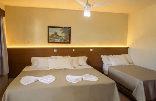 Nova Petropolis Hotel | Relax at Hotel Pousada dos Plátanos with Pool & Spa