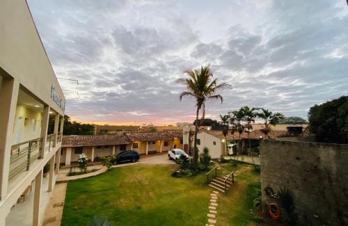 Catalao Hotel | Pet-Friendly Hotel Pousada Marra with Pool & Dining Options