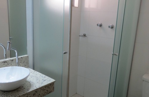 Ourinhos Hotel | Relax at Hotel Pousada Ourinhos with Spa & Pool Amenities