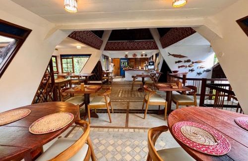 Arraial d'Ajuda Hotel | Relax at Hotel Pousada Pitinga with Oceanfront Bliss