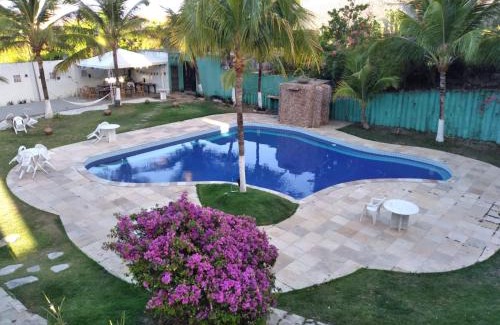 Porto das Dunas Hotel | Oceanfront Escape at Hotel Pousada Summer Way - Pet Friendly