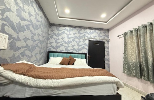 Damoy Hotel | Hotel Praatap.