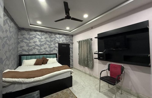 Damoy Hotel | Hotel Praatap.