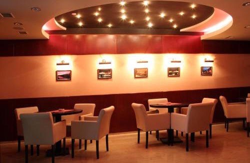 Uzhhorod Hotel | Pet-Friendly Hotel Praha: A 4-Star Guest Favorite