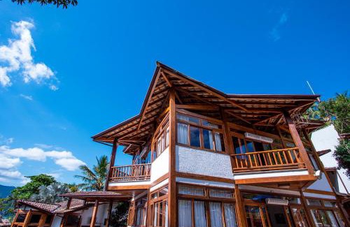 Portinho Hotel | Oceanfront Hotel Praia do Portinho with Pool & Restaurant