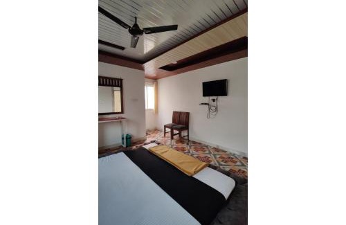 Bhojpur House | Child-Friendly Hotel Prakash Inn in Bhopal Awaits You