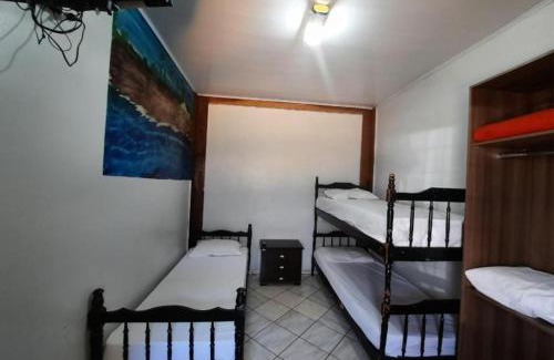 Campo Mourao Bed & Breakfast | Budget-Friendly Stay at Hotel Presidente - Family Friendly!