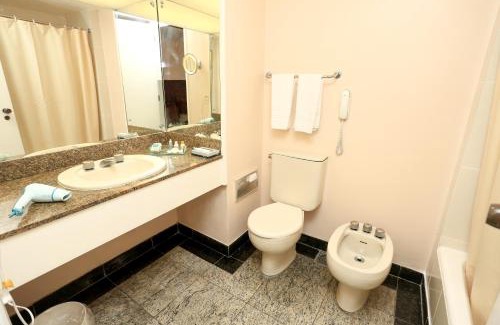 Campina Hotel | Hotel Princesa Louçã: Oceanfront Oasis with Pool & Spa