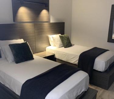 Maracay Hotel | Comfortable Stay at Hotel Princesa Plaza: Pet Friendly & Breakfast