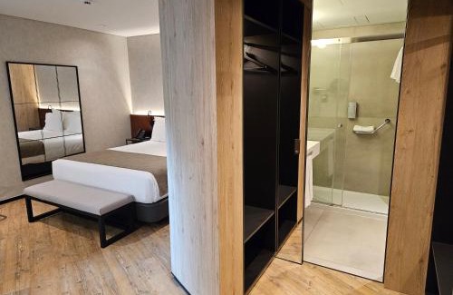 Sao Sebastiao da Pedreira Hotel | Discover Hotel Principe Avila: Rated 9/10 with Family-Friendly Perks