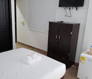 Puerto Berrio Hotel | Kid-Friendly Retreat at Hotel Puerto Azul - Rated 9.2/10