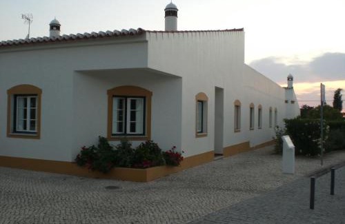 Serpa Hotel | Discover Hotel Pulo do Lobo: Family-Friendly Retreat