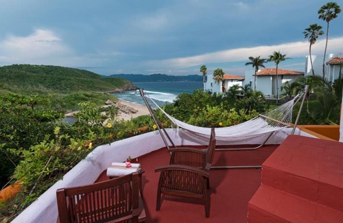 Tenacatita Resort | Exclusive Retreat at Hotel Punta Serena & Resorts for Couples