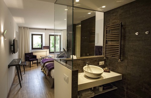 Valganon Hotel | Experience Relaxation at Hotel Pura Vida - Rated 10/10!