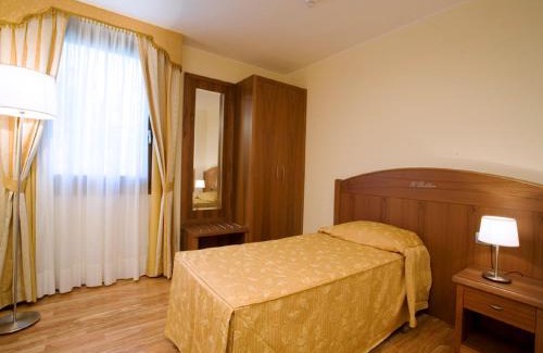 Porcia Hotel | Discover Hotel Purlilium: Oceanfront with Hot Tub & Pets Welcome