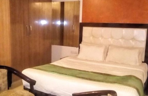 Jaunpur Hotel | Explore Hotel Purvanchal & Restaurant with Family-Friendly Perks