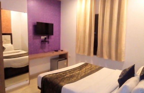Jaunpur Hotel | Explore Hotel Purvanchal & Restaurant with Family-Friendly Perks