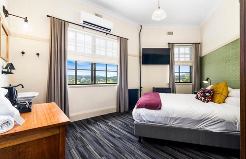 Queanbeyan Hotel | Budget-Friendly Hotel Queanbeyan Canberra with Family Amenities
