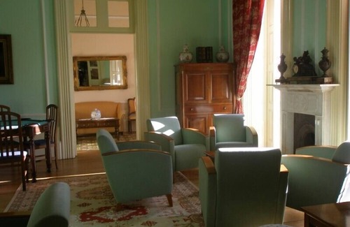 Vila Real Hotel | Relax at Hotel Quinta do Paço with Pool & Spa Amenities