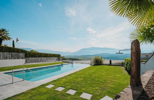 Pianizza Di Sopra Hotel | Hotel Römerrast: Pet-Friendly Stay with Pool & Ocean Views