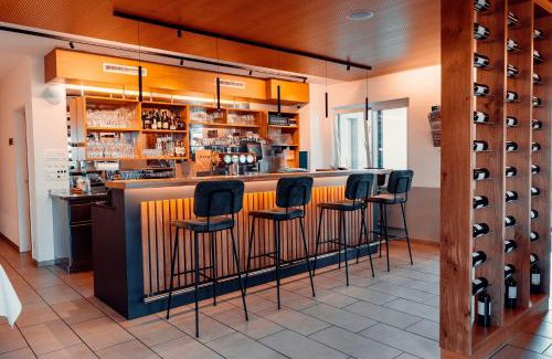 Luterbach Hotel | Discover Comfort at Hotel Rössli Luterbach - Pet Friendly Stay