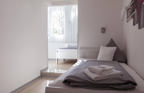 Brechtorf Hotel | Convenient Hotel Rühen: 24/7 Check-In & Free Parking