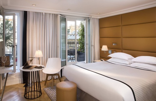 Quartier Saint-Georges Hotel | Elegant Hotel R de Paris: Rated 9.4 with Spa & Family Amenities