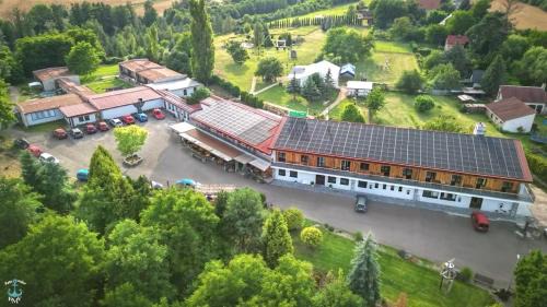 Ustek Hotel | Pet-Friendly Hotel Racek with Hot Tub & Breakfast Included