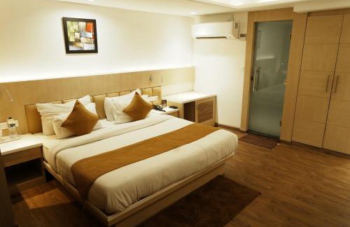 Bareilly Hotel | Discover Hotel Radiance: Family-Friendly with Breakfast Options