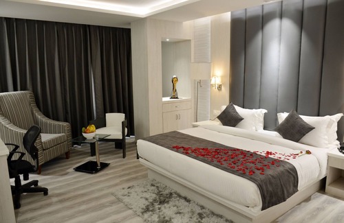 Bareilly Hotel | Discover Hotel Radiance: Family-Friendly & Accessible Stay