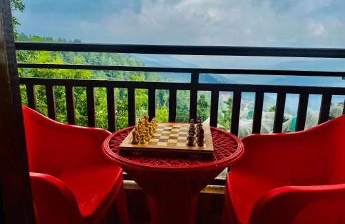Shilon Bagh Hotel | Experience Hotel Radium Valleyview: 4-Star Pet-Friendly Stay