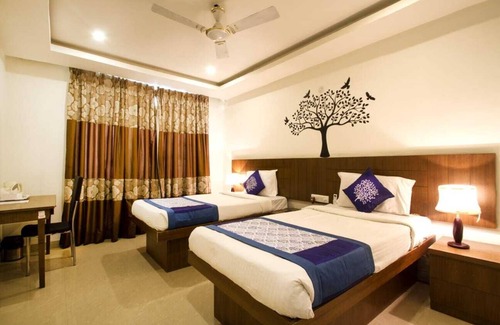 Shamshabad Hotel | Hotel Rainbow International Airport Road