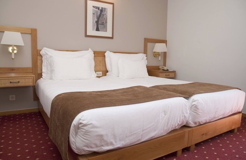 Castelo Branco Hotel | Discover Hotel Rainha D. Amelia: Arts, Leisure & Spa
